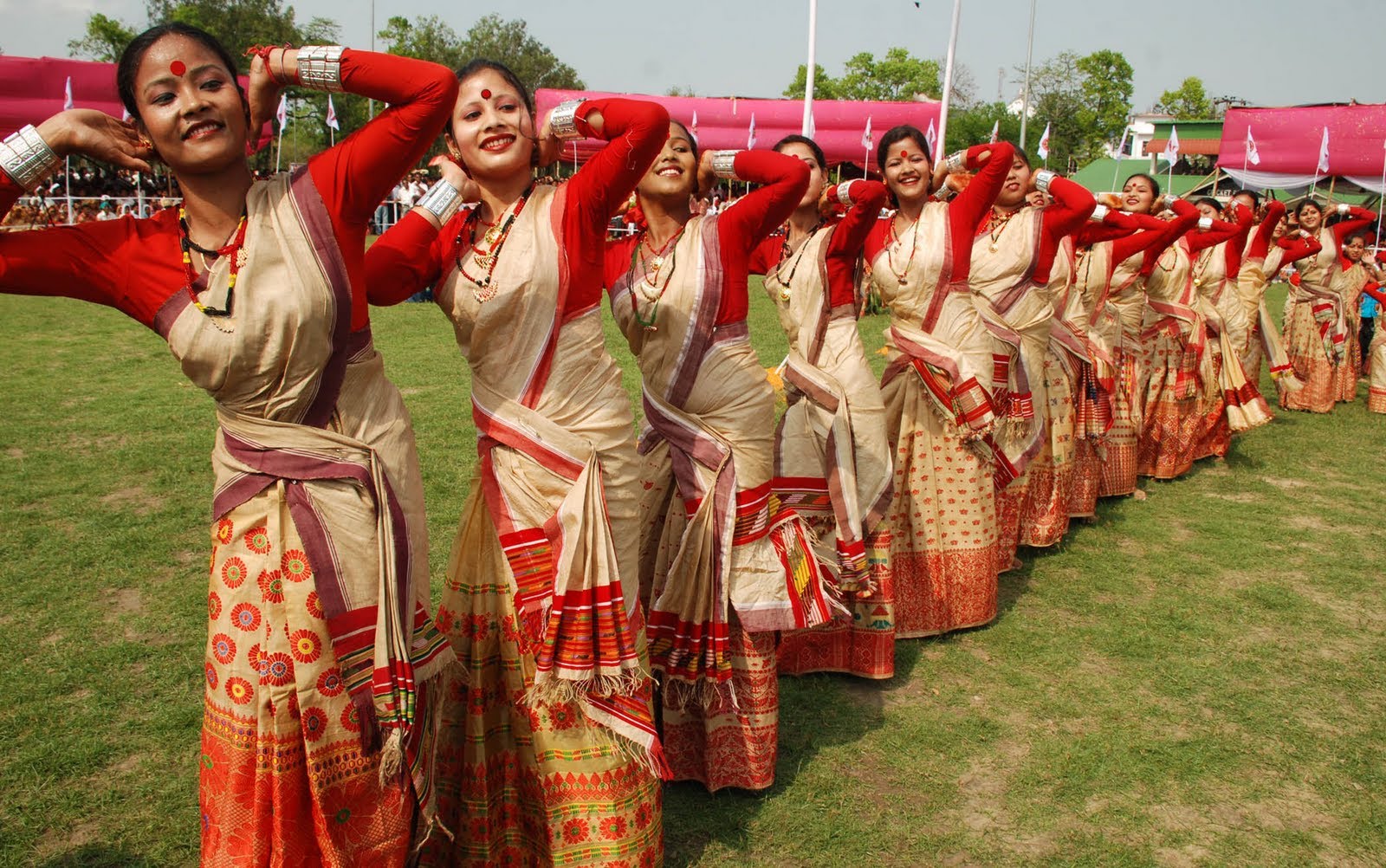 बोगाली/रोंगाली बिहू बोगाली/रोंगाली बिहू